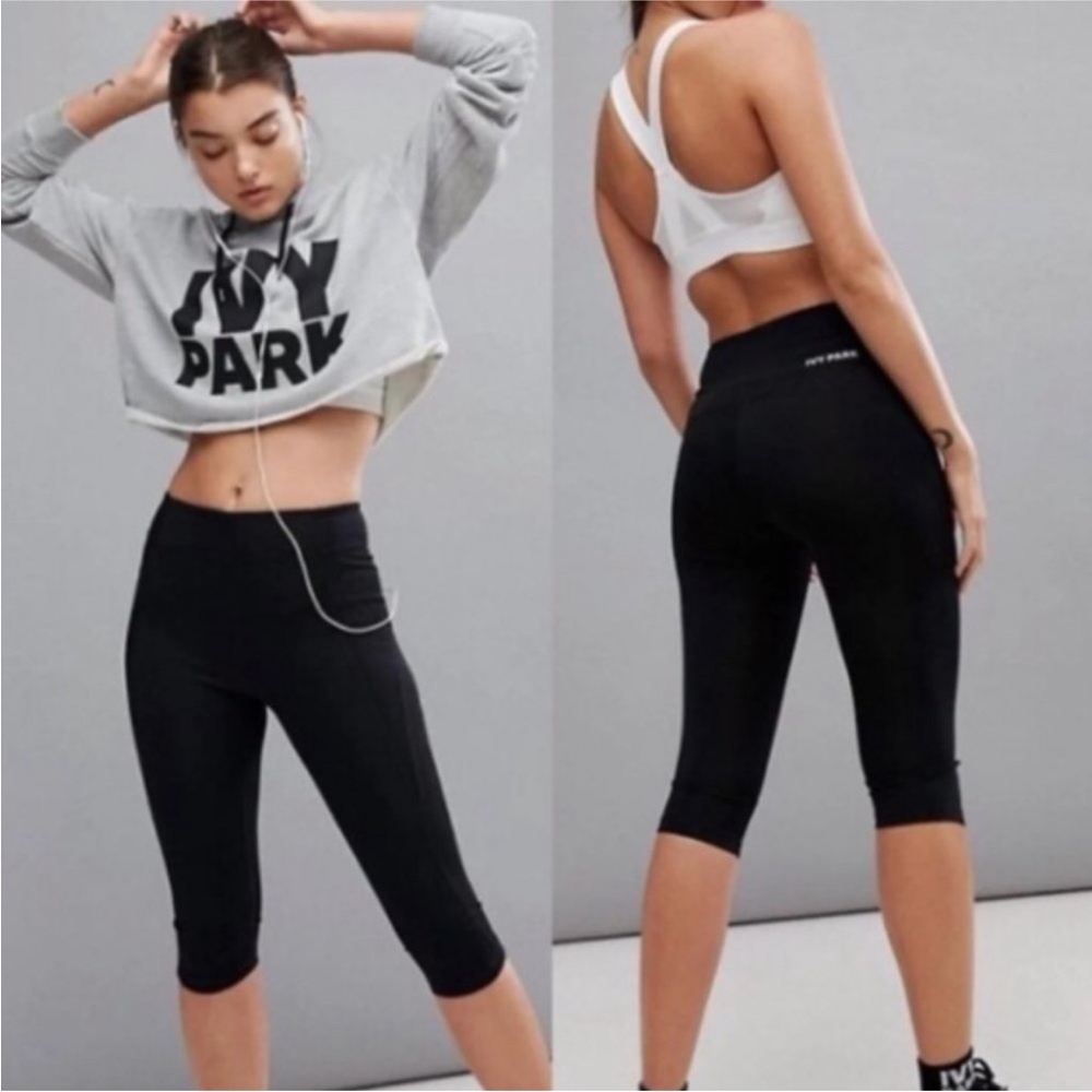 IVY PARK Women's Sleek Black Capris XS